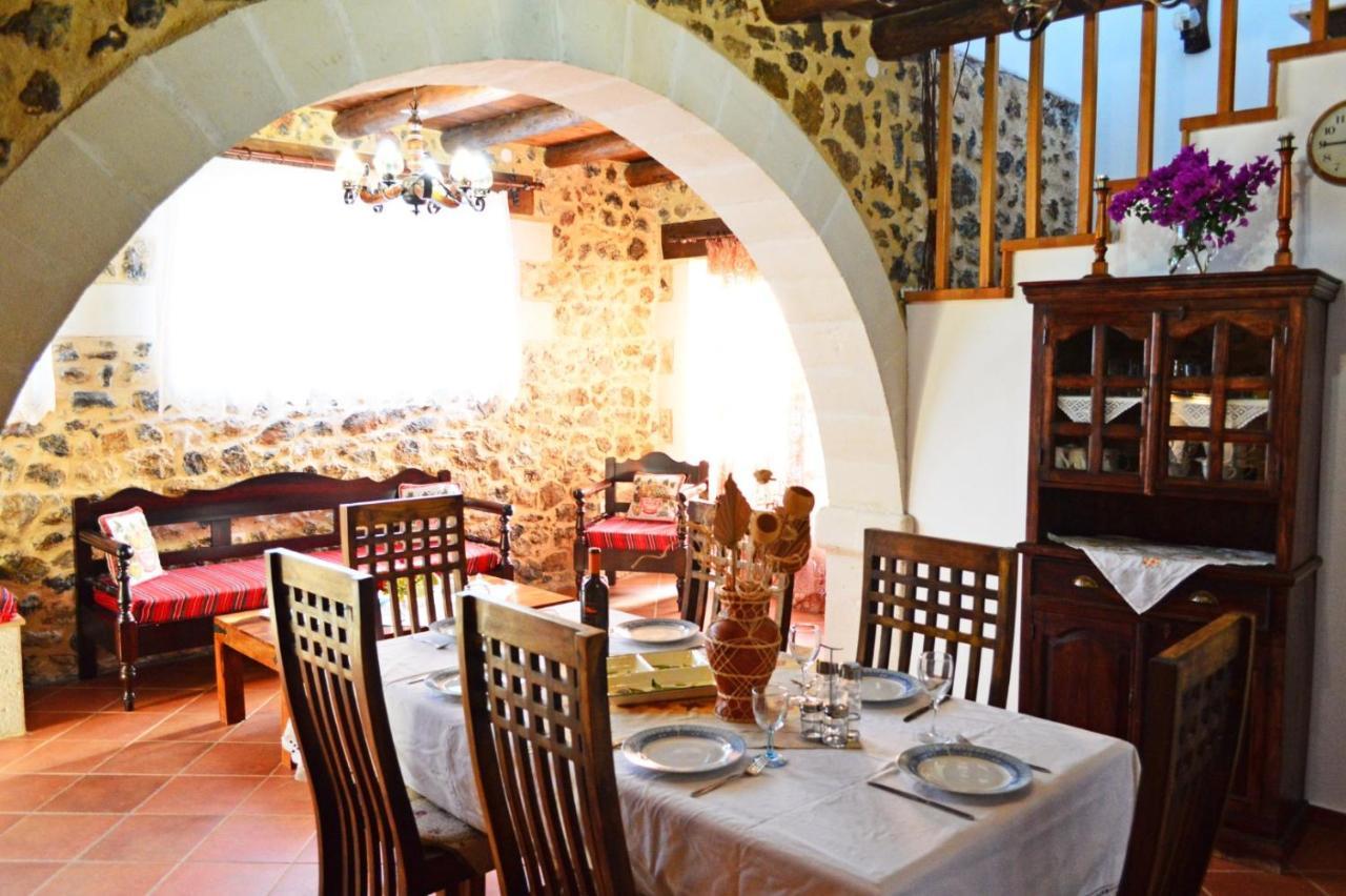 Aretaki Villas Astrátigos Extérieur photo