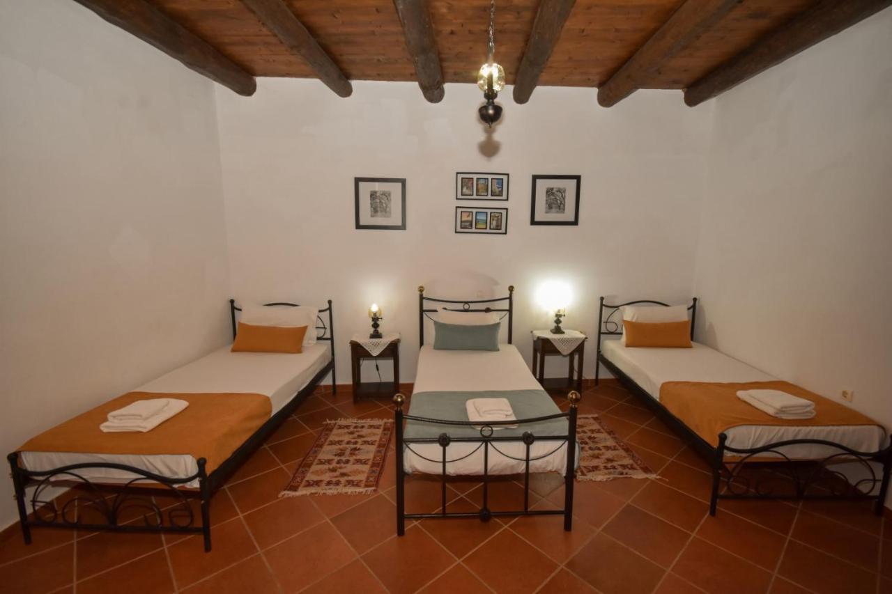 Aretaki Villas Astrátigos Extérieur photo
