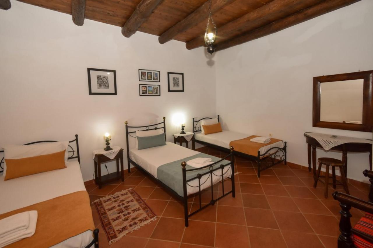 Aretaki Villas Astrátigos Extérieur photo
