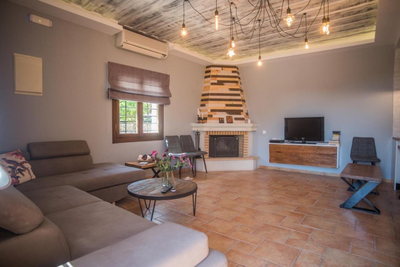 Aretaki Villas Astrátigos Extérieur photo