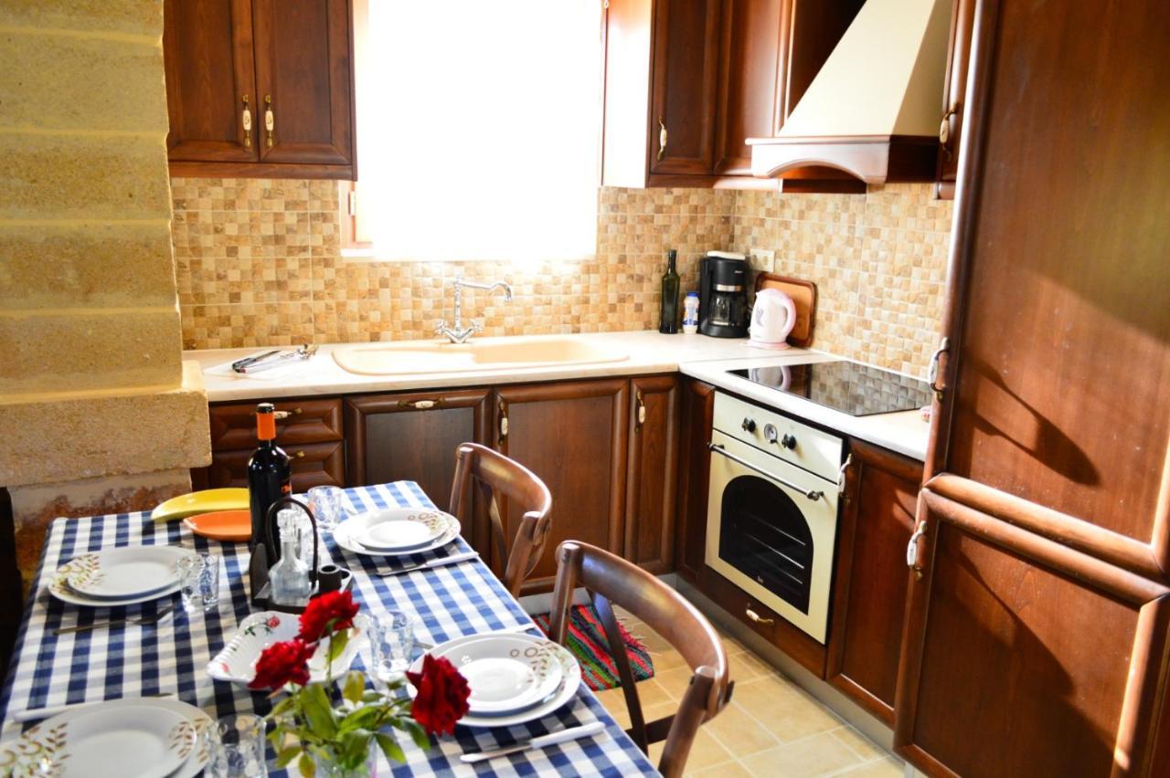 Aretaki Villas Astrátigos Extérieur photo