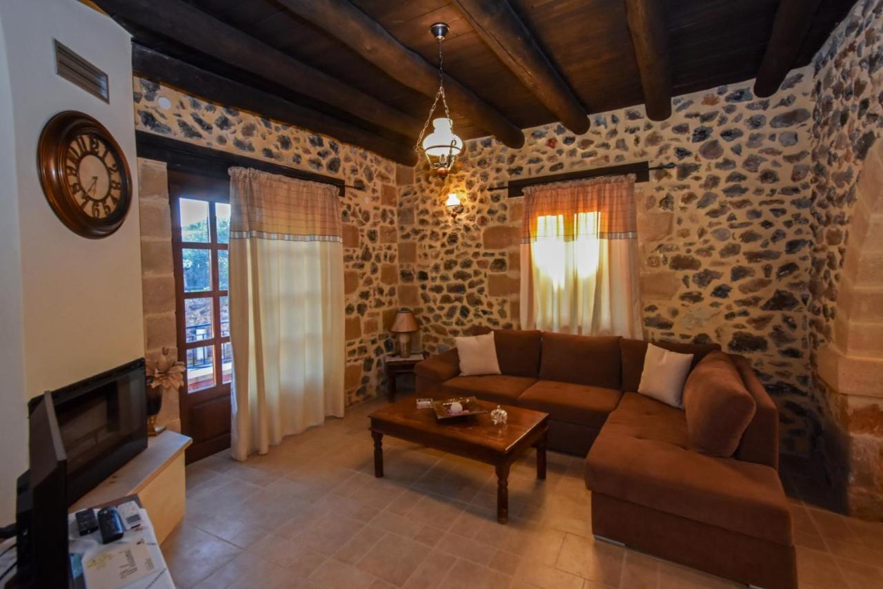 Aretaki Villas Astrátigos Extérieur photo